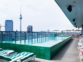 Pyrolave Suisse c/o Ruf Design AG - Der Lavastein bietet vielfältige Möglichkeiten lebendige Farben und Strukturen hinzuzufügen und zu kreieren. 